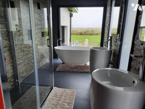 Maison contemporaine sur SENE