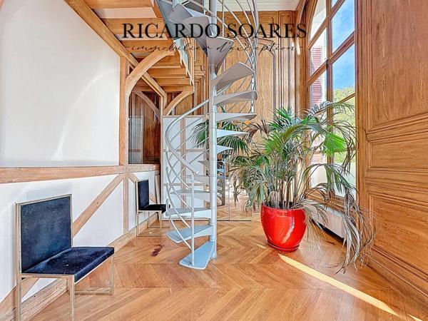 60700 PONT-SAINTE-MAXENCE - APPARTEMENT D'EXCEPTION AU CHÂTEAU DE VILLETTE / 206m² / 6 PIÈCES / 3 CHAMBRES