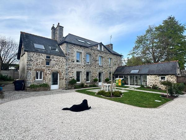 Demeure d’exception en pierres et gîte indépendant