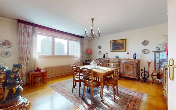 Appartement à vendre    4 pièces • 108,76 m2 Mulhouse