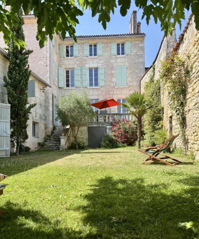Charmante maison en plein cœur du bourg