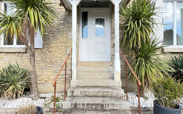 Maison à vendre    6 pièces •  Damigny