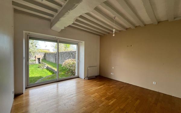 Maison à vendre    6 pièces •  Damigny