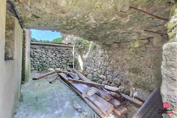 Maisons à rénover de 154 m2 sur Barnas