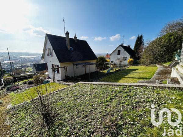 Maison 4 pièces de 74 m² à Le Trait (76580)