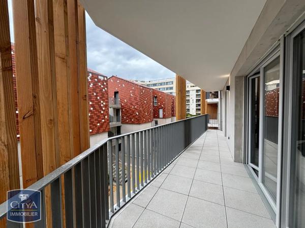 Appartement à louer 3 pièces 62.41m² Marseille (13002)