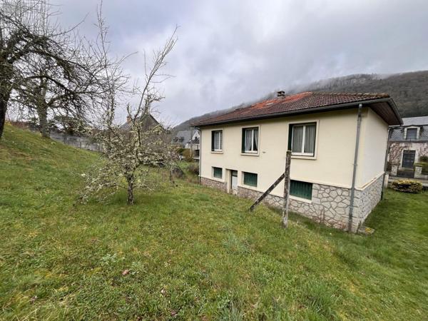Maison individuelle à vendre à Bort-les-Orgues en Corrèze (19110), ref : 104T-15029