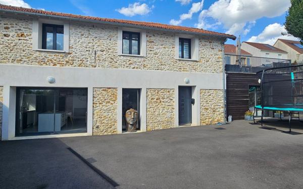 Maison à vendre    4 pièces •  Saintry-sur-Seine