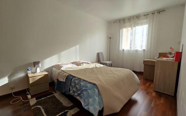 Appartement à vendre    3 pièces • 68 m2 Ris-Orangis