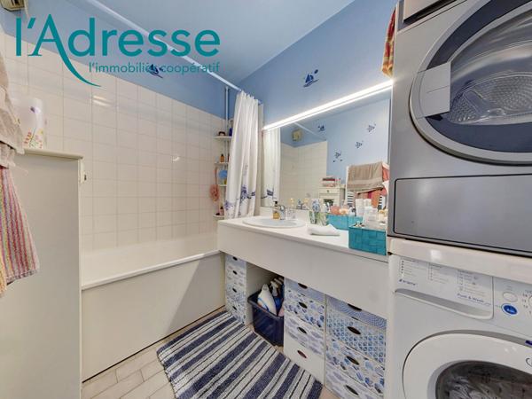 Trois pièces en DERNIER ETAGE