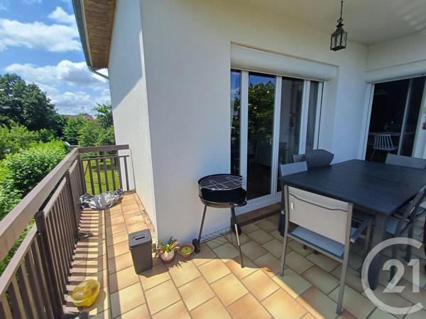 Maison à vendre  6 pièces - 200 m2 ST DENIS LES BOURG - 01