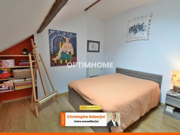 Rare à Chalon - Lumineux Appartement Atypique de 143m2 avec une magnifique pièce de vie et 4/5 chambres