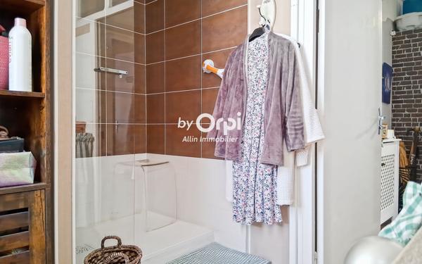 Appartement à vendre    3 pièces • 79,41 m2 Montluçon