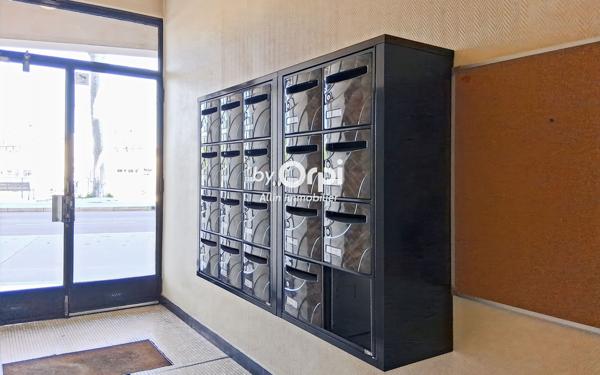 Appartement à vendre    3 pièces • 79,41 m2 Montluçon