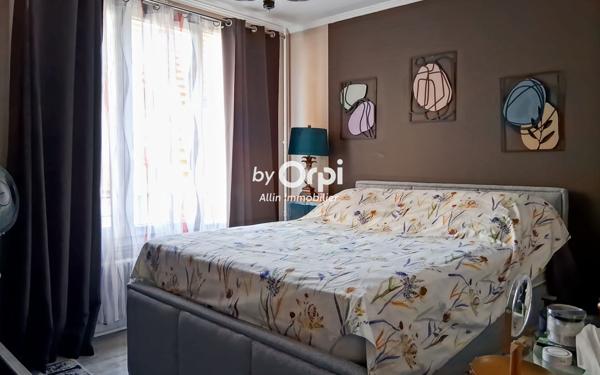 Appartement à vendre    3 pièces • 79,41 m2 Montluçon