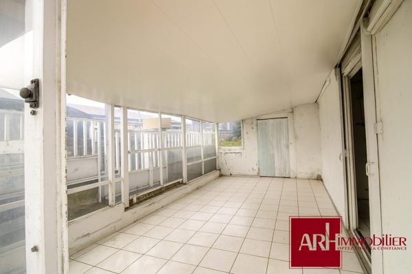 villa créole plain-pied T4 à rénover sur grand terrain divisible