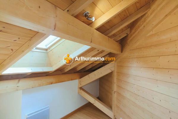 Vente                                                      Appartement
                        
                     4 pièces                      57 m2                     à Guillestre