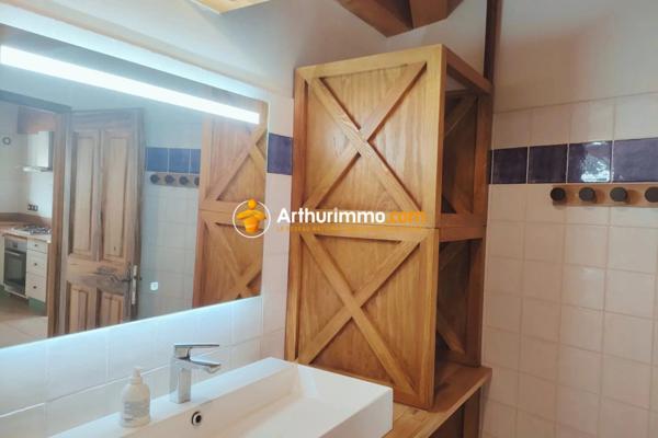 Vente                                                      Appartement
                        
                     4 pièces                      57 m2                     à Guillestre