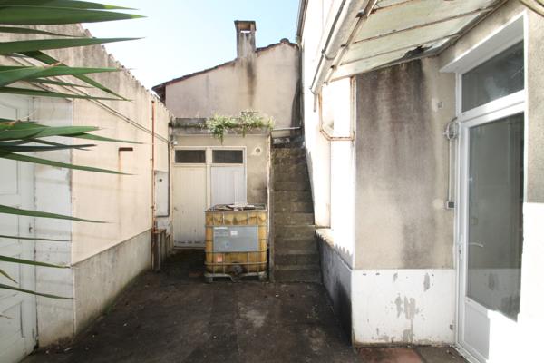 Aigre (16140) IMMEUBLE DE RAPPORT 232 M2 - AIGRE