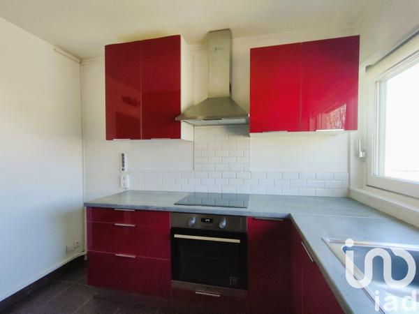 Appartement 5 pièces de 83 m² à Champagne-sur-Oise (95660)