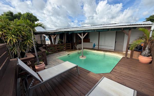 Maison à vendre    7 pièces •  Saint-Pierre