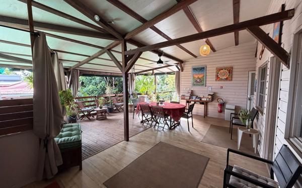 Maison à vendre    7 pièces •  Saint-Pierre