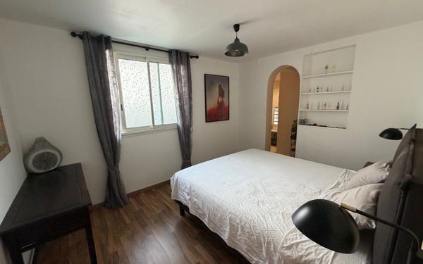 Maison à vendre    7 pièces •  Saint-Pierre