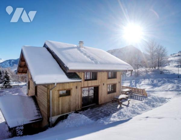 Chalet d'exception sur les pistes avec balnéo pour 15 pers, Coup de cœur assuré !