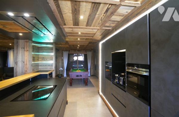 Chalet d'exception sur les pistes avec balnéo pour 15 pers, Coup de cœur assuré !