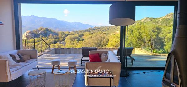 Maison T5 de charme 113m2 avec vue montagne et piscine