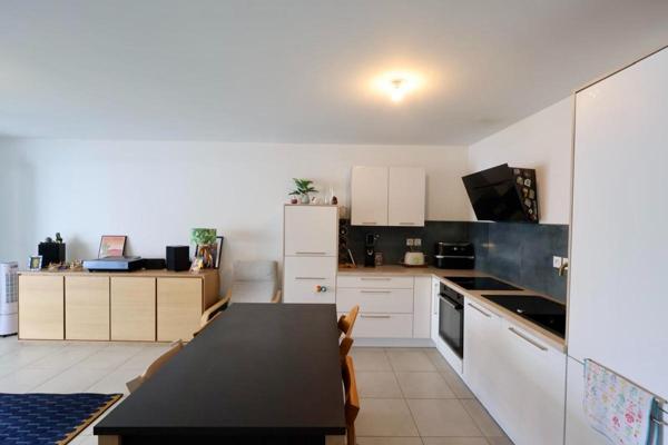 MARSEILLE 13009 ? T4 DE 93 M² ? 2 TERRASSES DE 17 M2 ? DOUBLE GARAGE ? RÉSIDENCE DE 2022