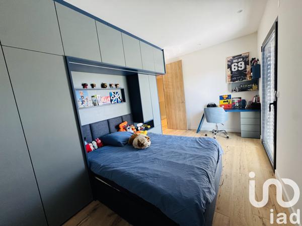 Maison à vendre 8 pièces 240 m² Lissieu