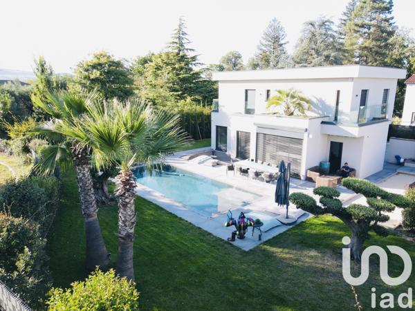 Maison à vendre 8 pièces 240 m² Lissieu