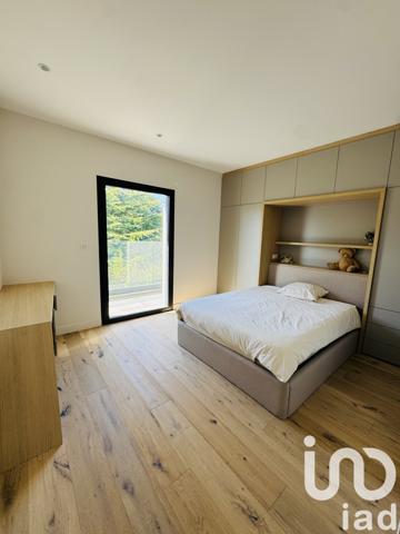 Maison à vendre 8 pièces 240 m² Lissieu