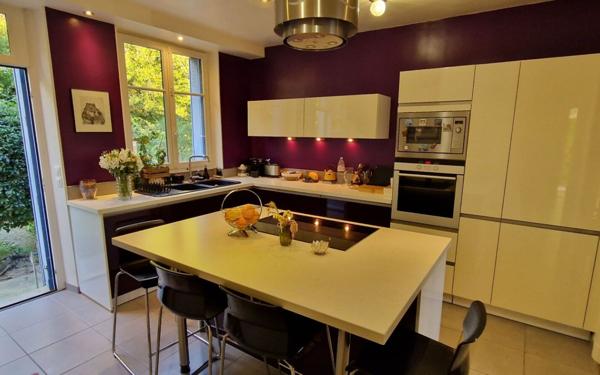 Maison à vendre    9 pièces •  Coulommiers