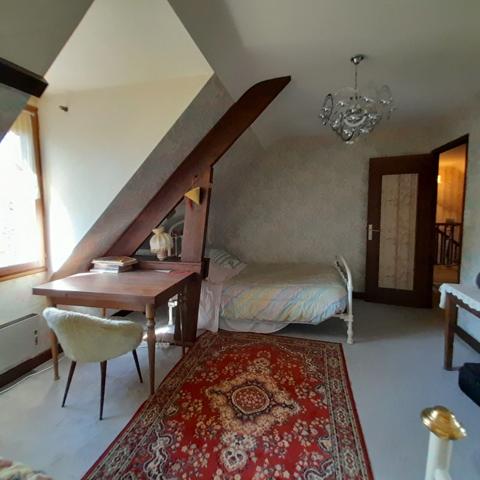 Maison familiale spacieuse avec jardin, 158m² habitables ARGENTON SUR CREUSE (36)