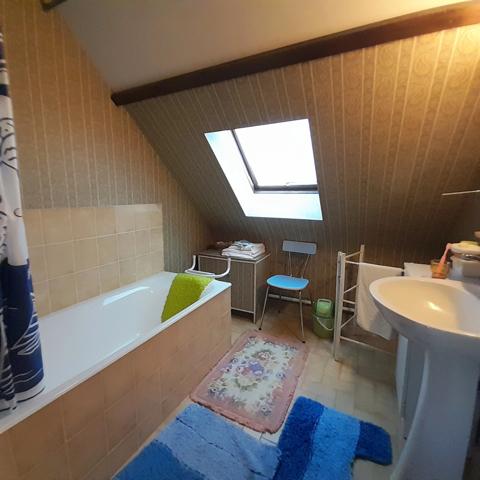 Maison familiale spacieuse avec jardin, 158m² habitables ARGENTON SUR CREUSE (36)