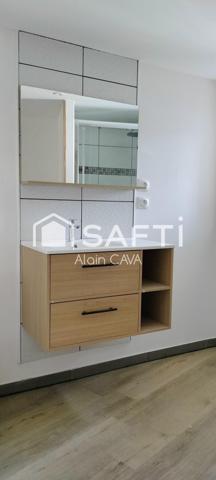 Appartement de 49 m² au prier étage avec balocon et garage en indivision