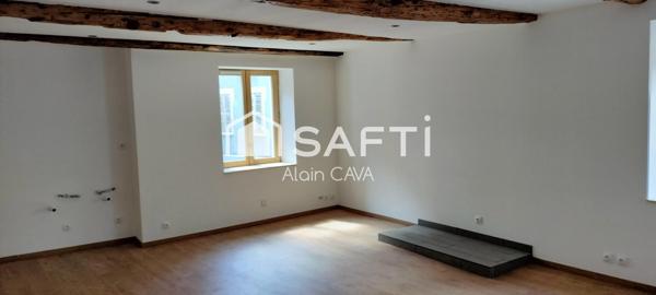 Appartement de 49 m² au prier étage avec balocon et garage en indivision