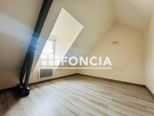 Location Maison 5 pièces 77.6 m² - 101 RUE DU COLONEL FABIEN Saint Prix 95390