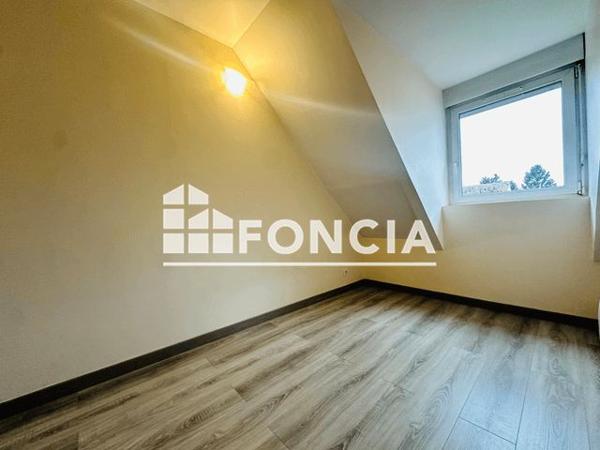 Location Maison 5 pièces 77.6 m² - 101 RUE DU COLONEL FABIEN Saint Prix 95390