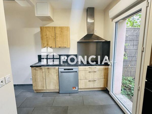 Location Maison 5 pièces 77.6 m² - 101 RUE DU COLONEL FABIEN Saint Prix 95390