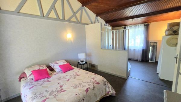 Charmant Pavillon 6P + Garages + Piscine - Environnement verdoyant