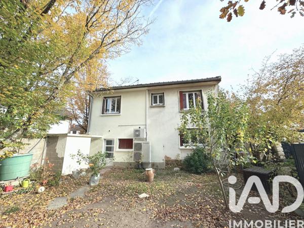 Maison à vendre 6 pièces 121 m² Sainte-Geneviève-des-Bois