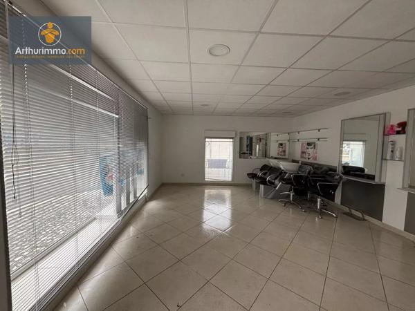 Vente                                                      Fonds de commerce
                        
                                         41 m2                     à Marmande