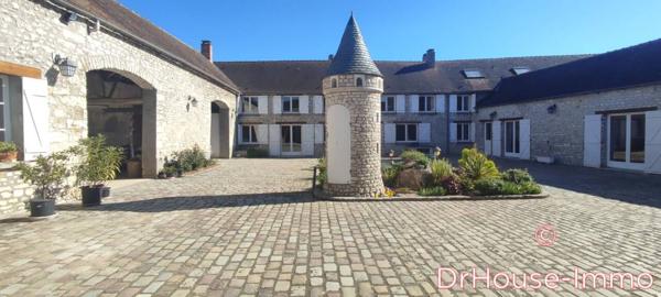 Maison à vendre 10 pièces de 320 m²