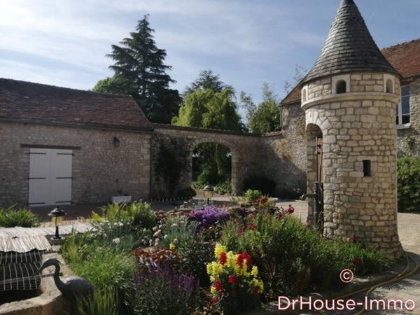 Maison à vendre 10 pièces de 320 m²