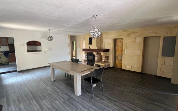 Maison à vendre    4 pièces •  Ambarès-et-Lagrave