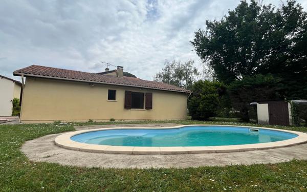 Maison à vendre    4 pièces •  Ambarès-et-Lagrave