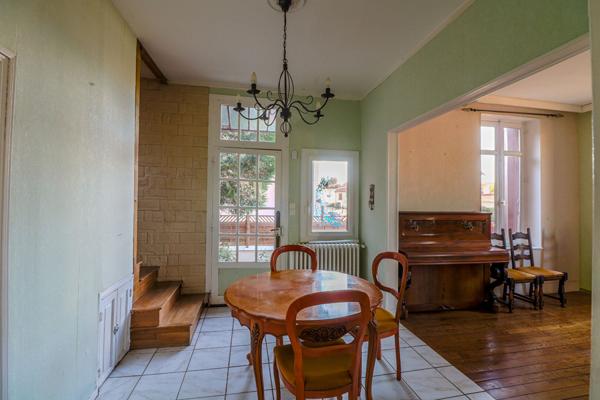 Maison Nevers 118 m2, 3 chambres, secteur Aquabalt, 2h30 PARIS, proche commerces et écoles, NEVERS, garage, cave